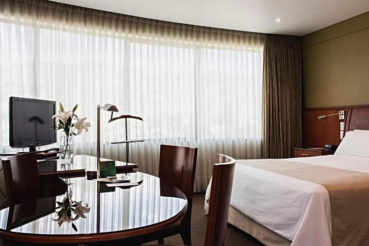 Minibar, in-room safe, desk, blackout drapes