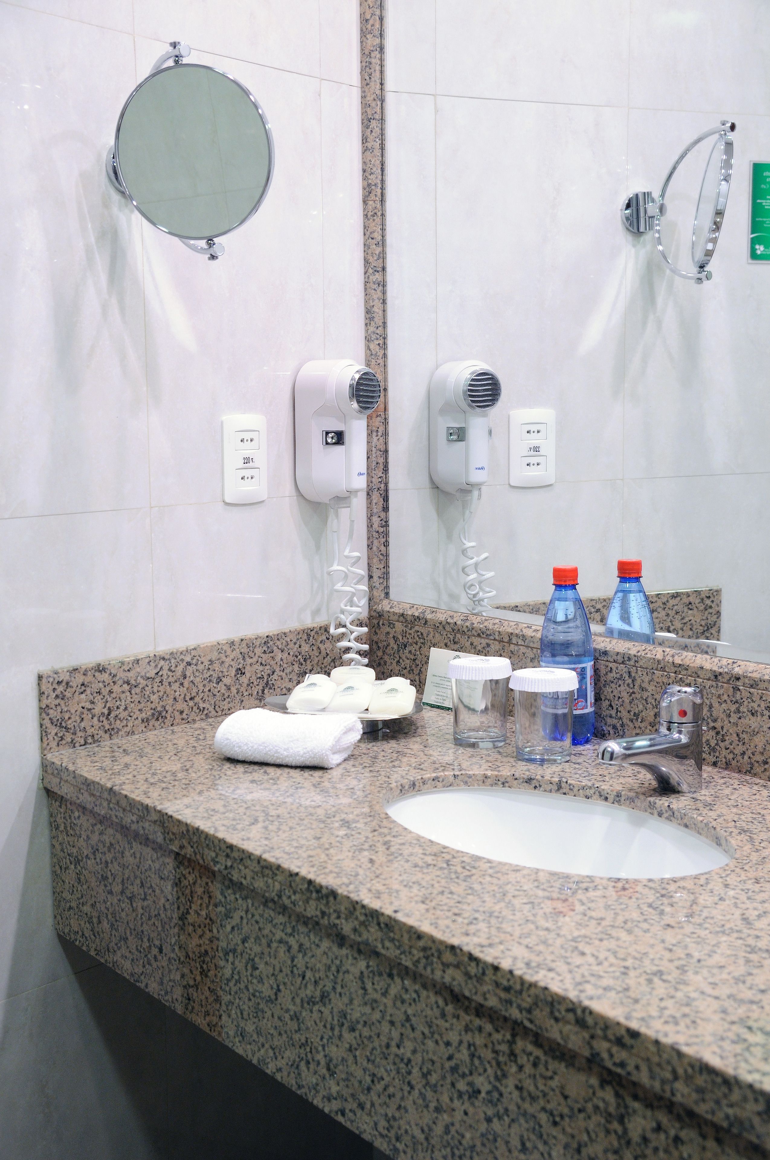 Photo - Suites Camino Real