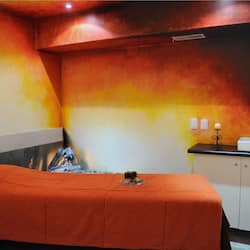Couples treatment room(s), body treatments, body wraps, body scrubs