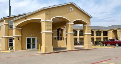 Scottish Inns & Suites Forney/East Dallas