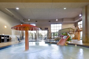 Indoor pool - Clubhouse Hotel Suites Sioux Falls (Sioux Falls)