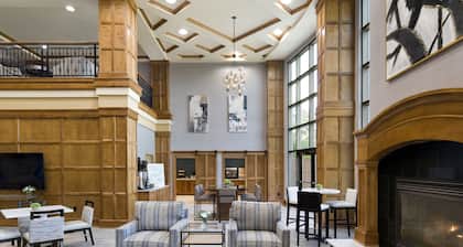 Clubhouse Hotel Suites Sioux Falls