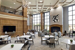 Reception - Clubhouse Hotel Suites Sioux Falls (Sioux Falls)