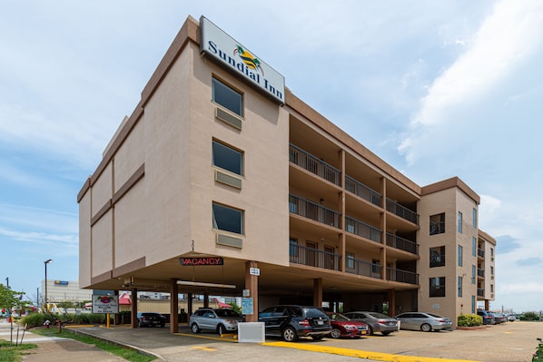 Exterior - Sundial Inn (Virginia Beach)