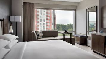 1 bedroom, premium bedding, in-room safe, desk