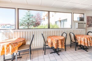 包含每日欧式早餐