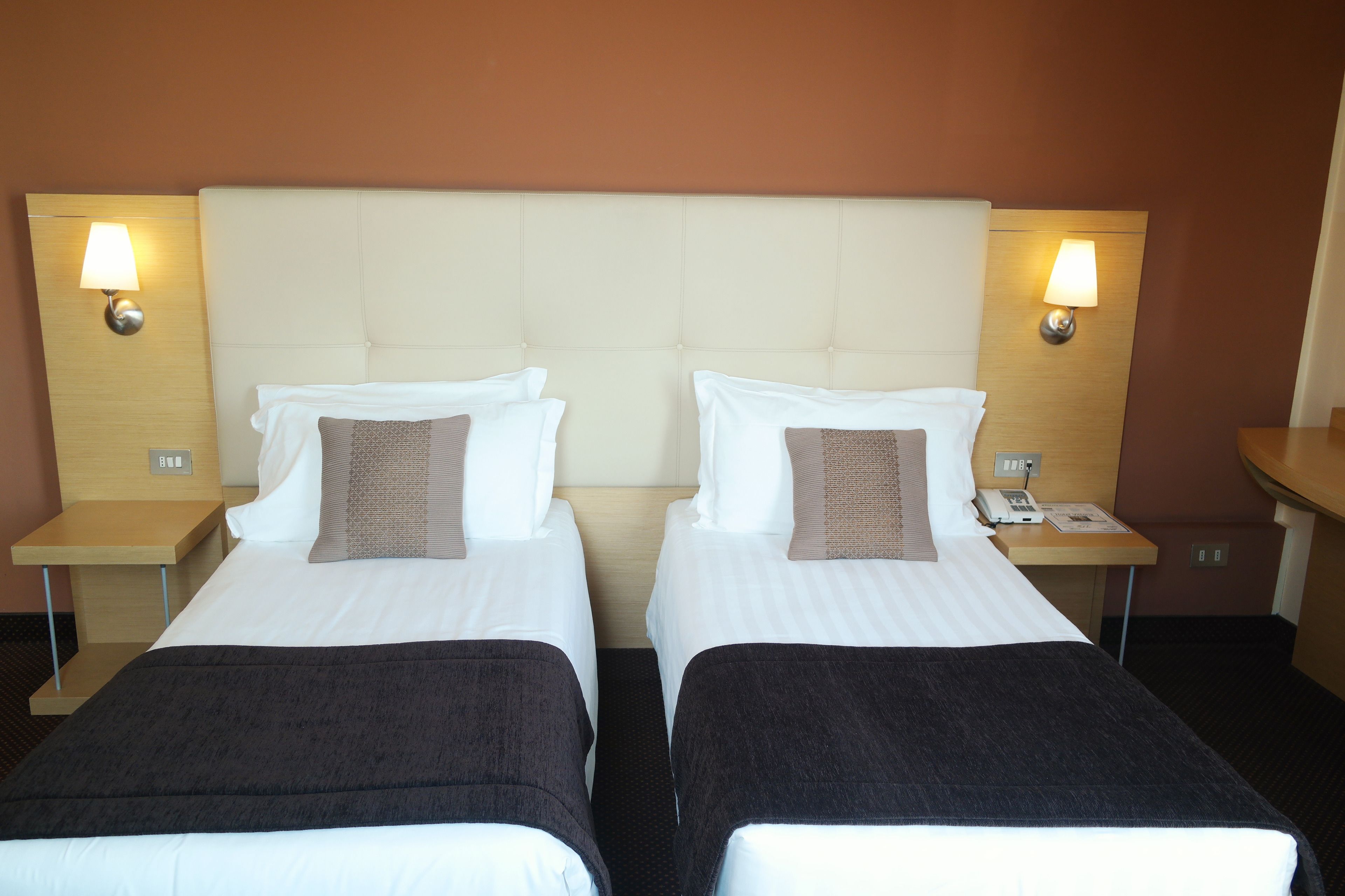 classic room | 1 bedroom, hypo-allergenic bedding, down duvets, minibar
