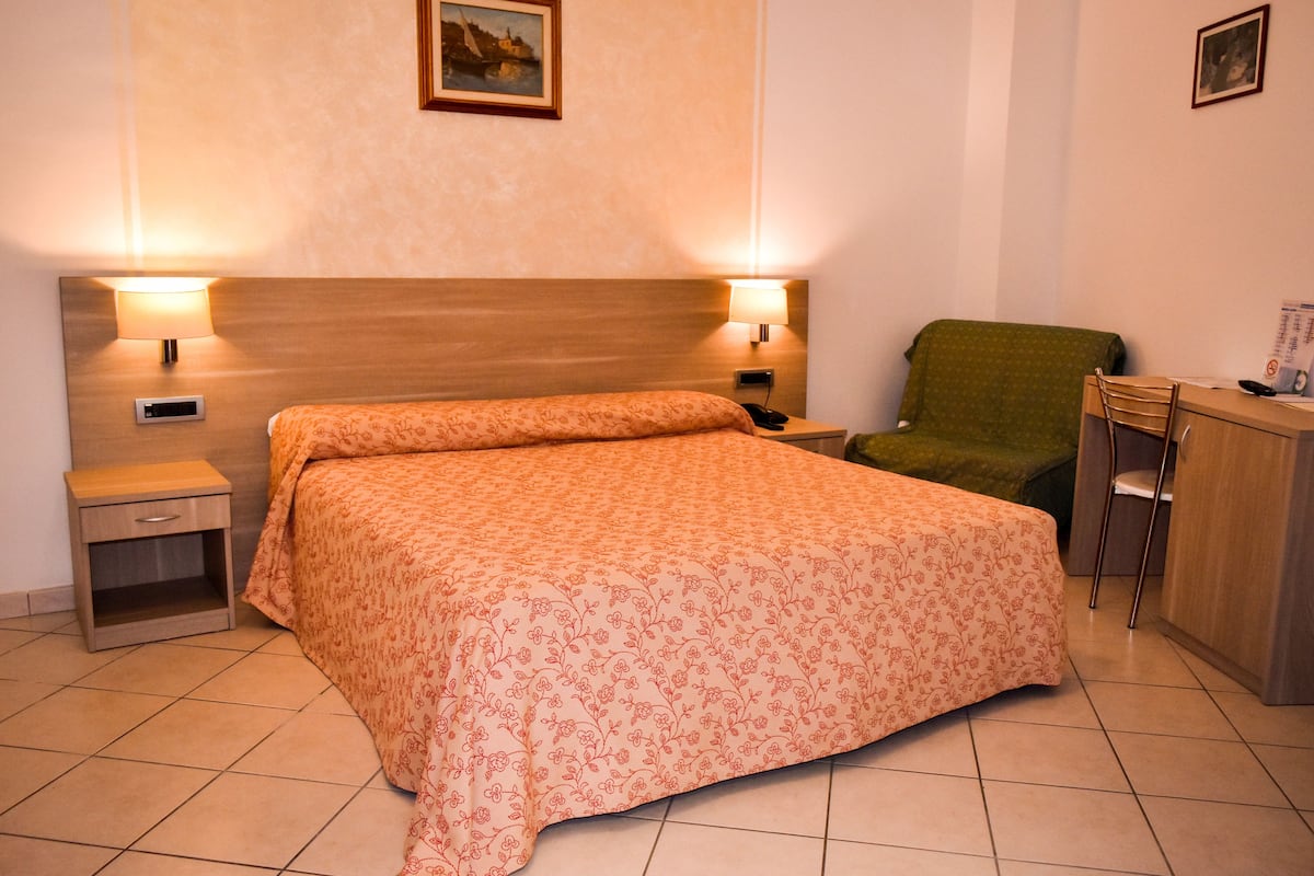 Economy Double Room