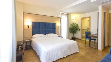 Minibar, in-room safe, desk, soundproofing