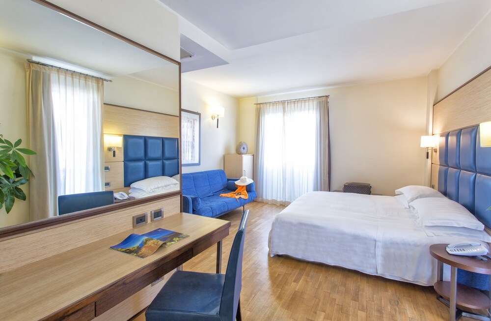 Virgilio Grand Hotel by null