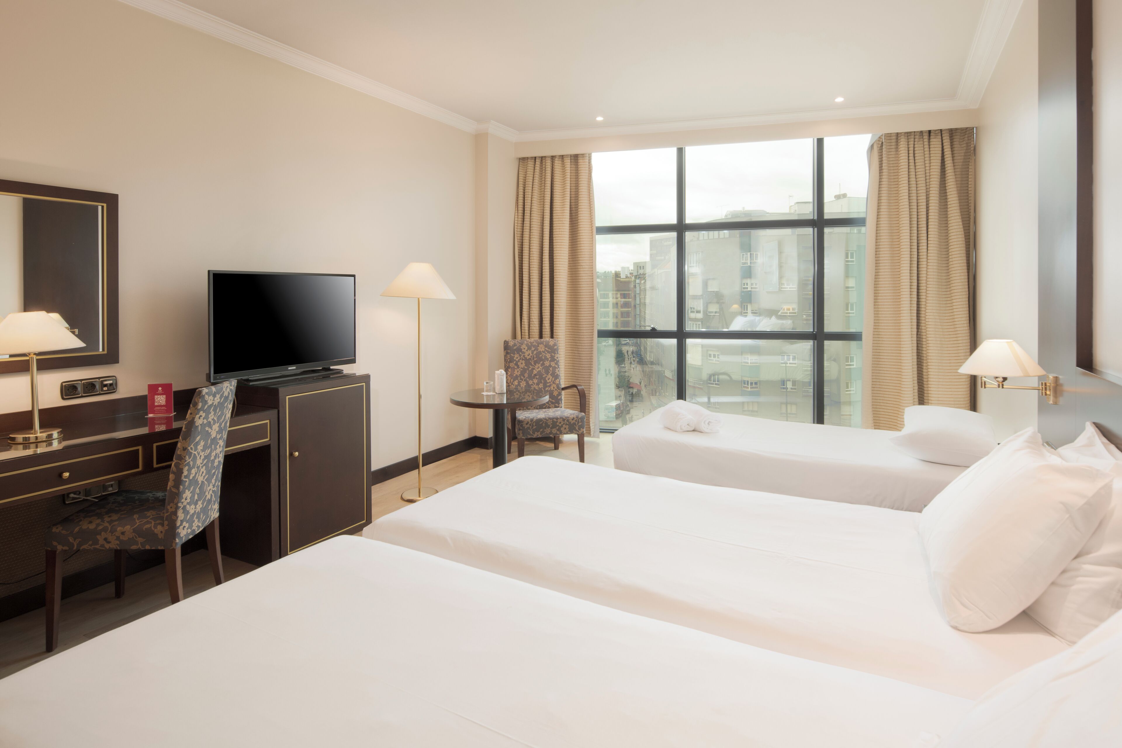 double room (extra bed) | minibar, in-room safe, desk, soundproofing