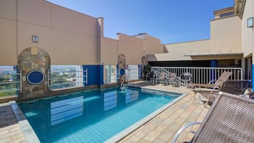 Outdoor pool, pool loungers