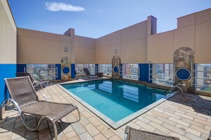 Outdoor pool, sun loungers