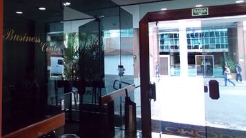 Pintu masuk interior