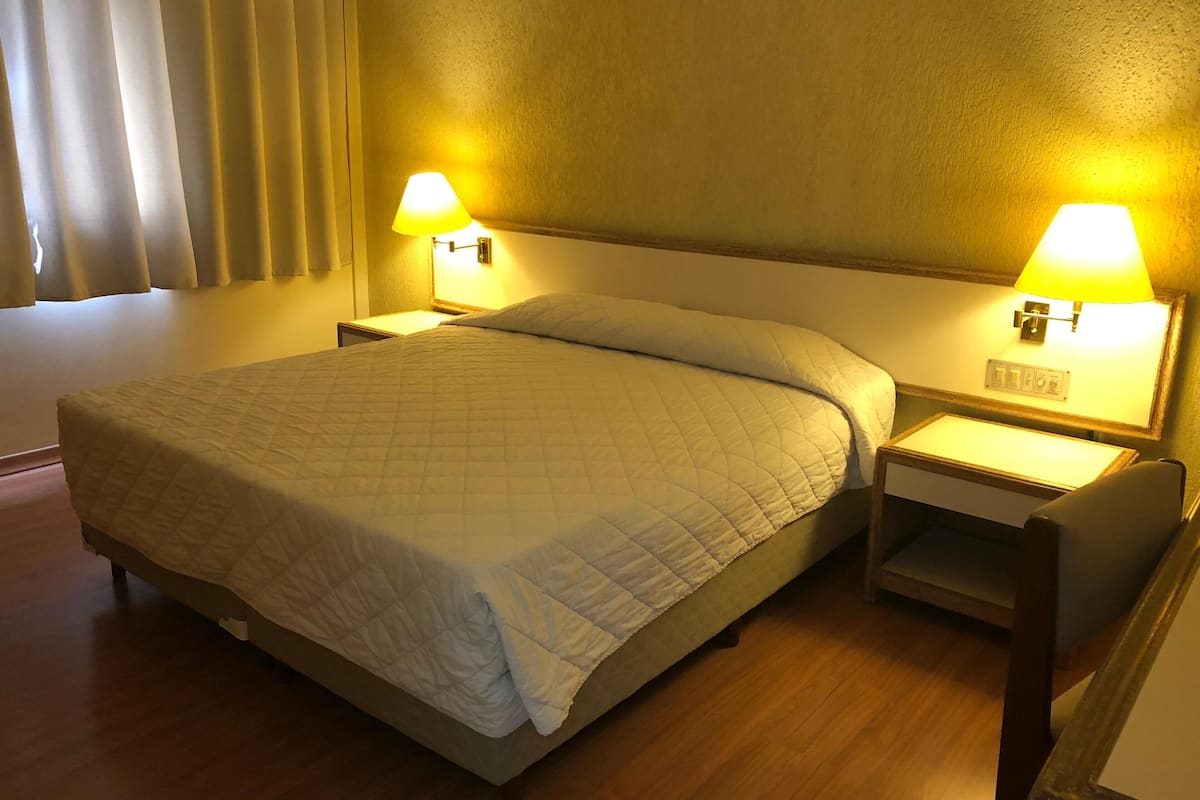 1 habitación, minibar, caja de seguridad en la habitación y wifi gratis