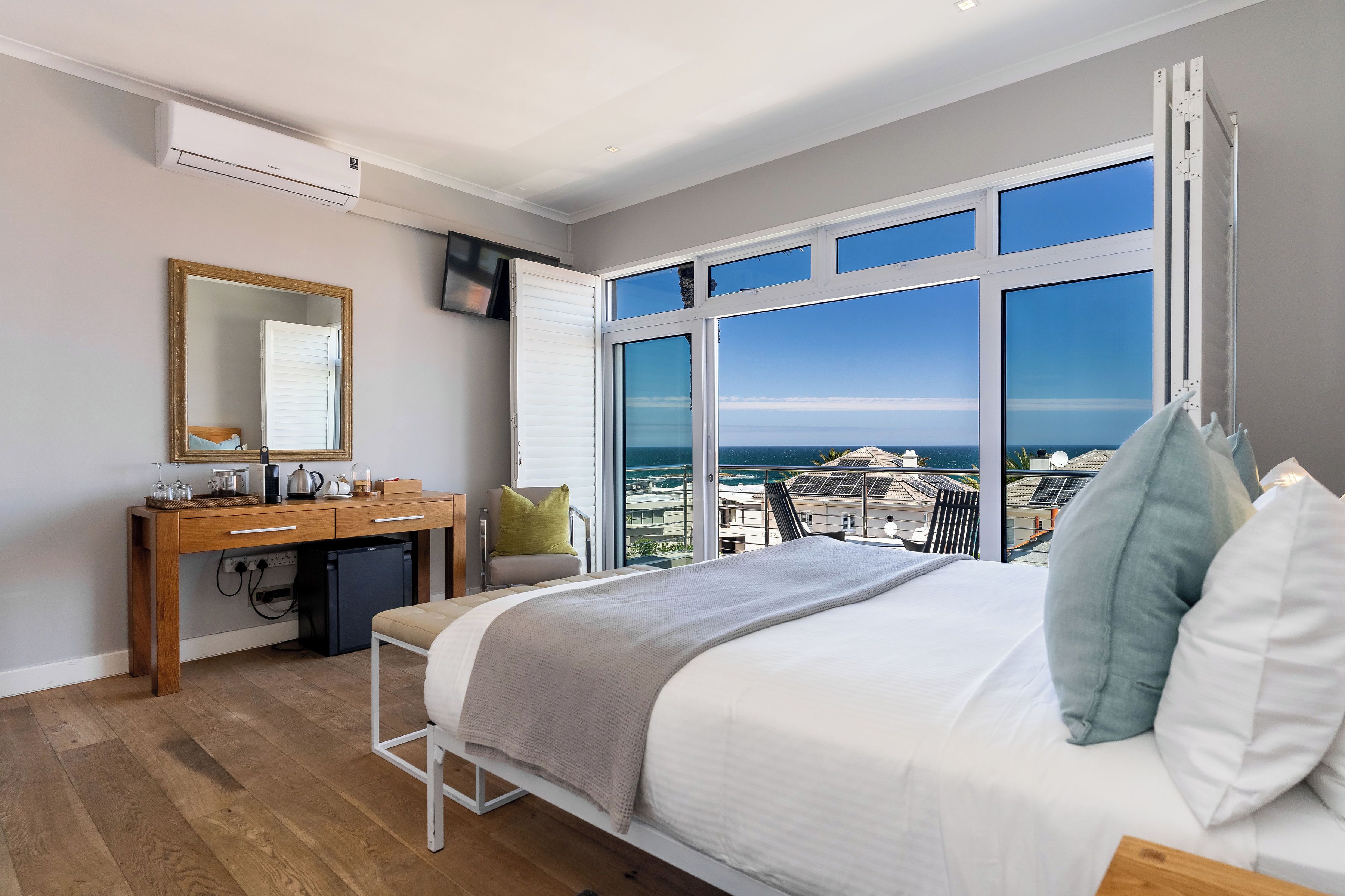 Photo - Camps Bay Retreat Hotel