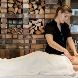 Sauna, hot tub, steam room, body treatments, aromatherapy