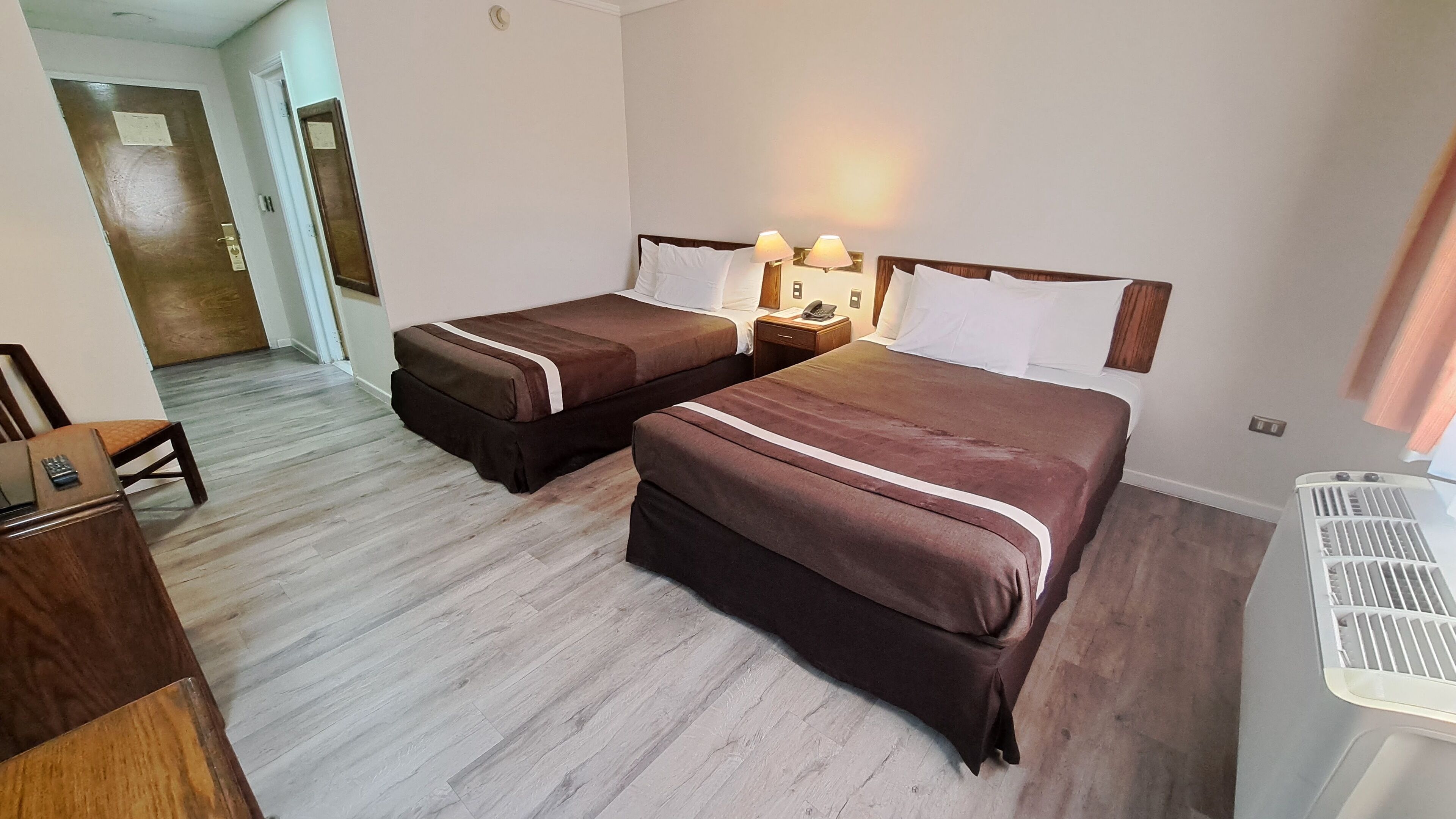 standard double room | 1 bedroom, premium bedding, minibar, in-room safe
