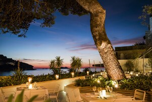 Serviço de café da manhã, culinária mediterrânea, vistas para a praia 