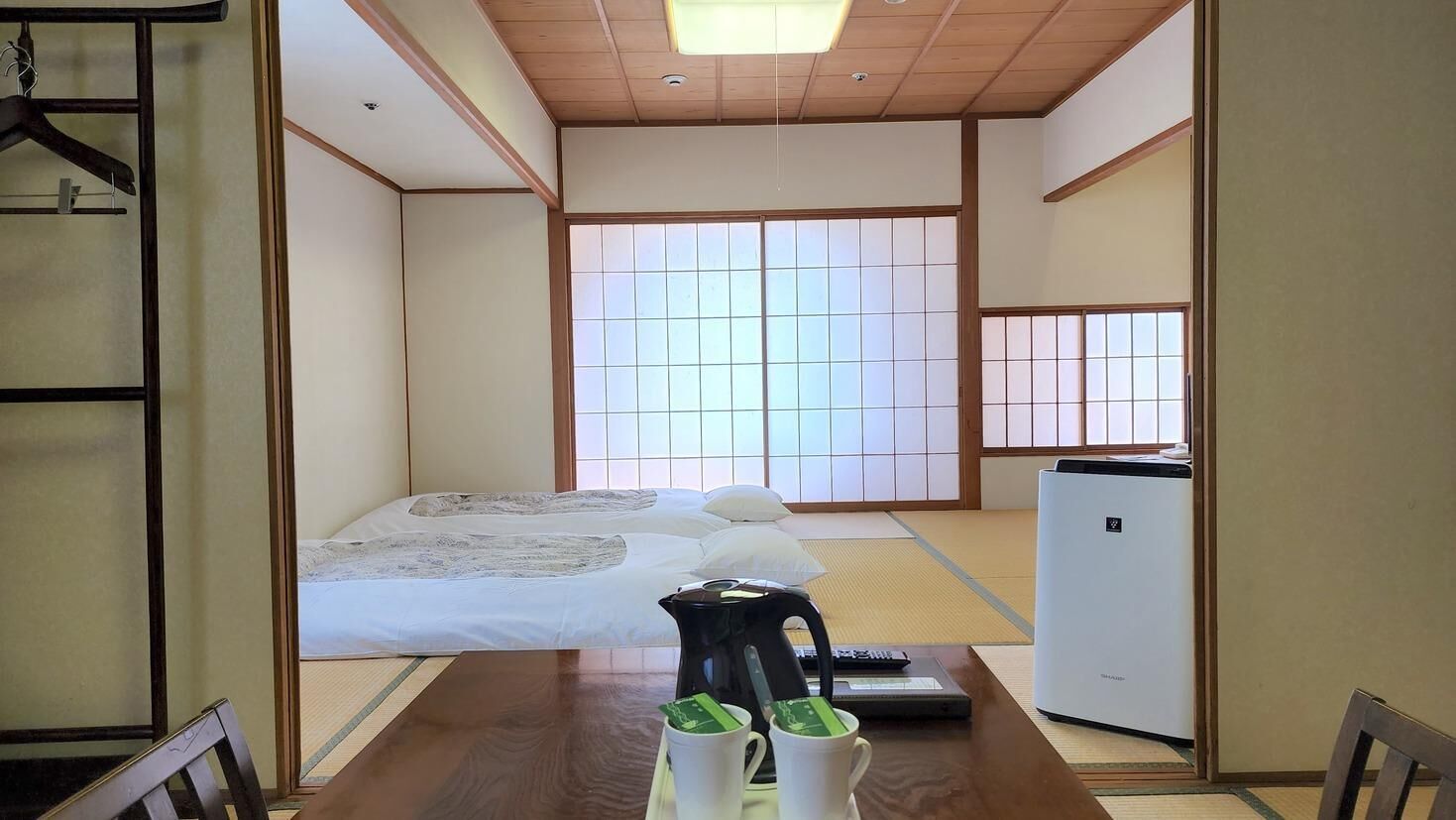 書桌、遮光布/窗簾、熨斗/熨衣板、免費無線上網