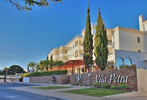 Façana frontal de l'allotjament