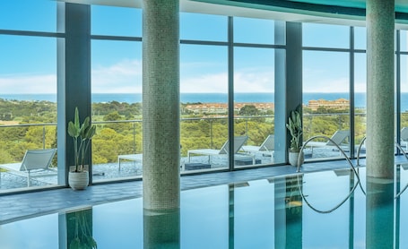 Couples treatment rooms, sauna, steam room, Turkish bath
