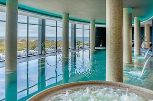 Couples treatment rooms, sauna, steam room, Turkish bath