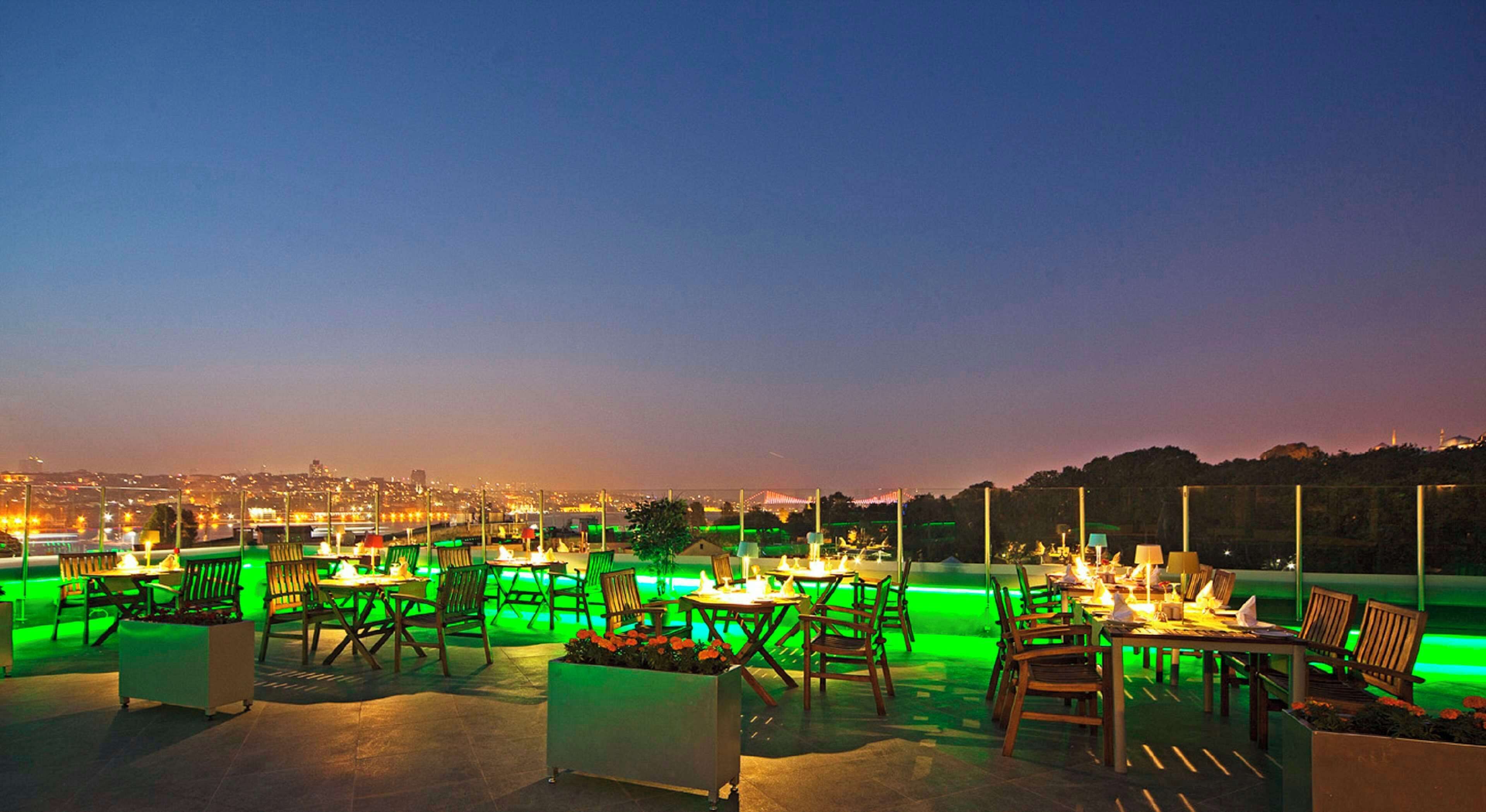 2 restaurants, dinner served, Turkish cuisine