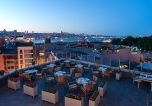 Terrace/patio - DoubleTree by Hilton Hotel Istanbul - Sirkeci (Istanbul)