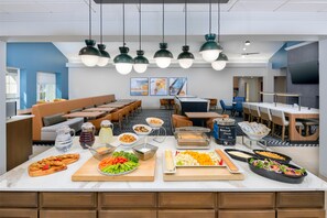 Food and drink - Homewood Suites by Hilton® Orlando-UCF Area (Orlando)