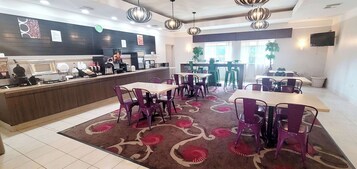 包含每日欧式早餐