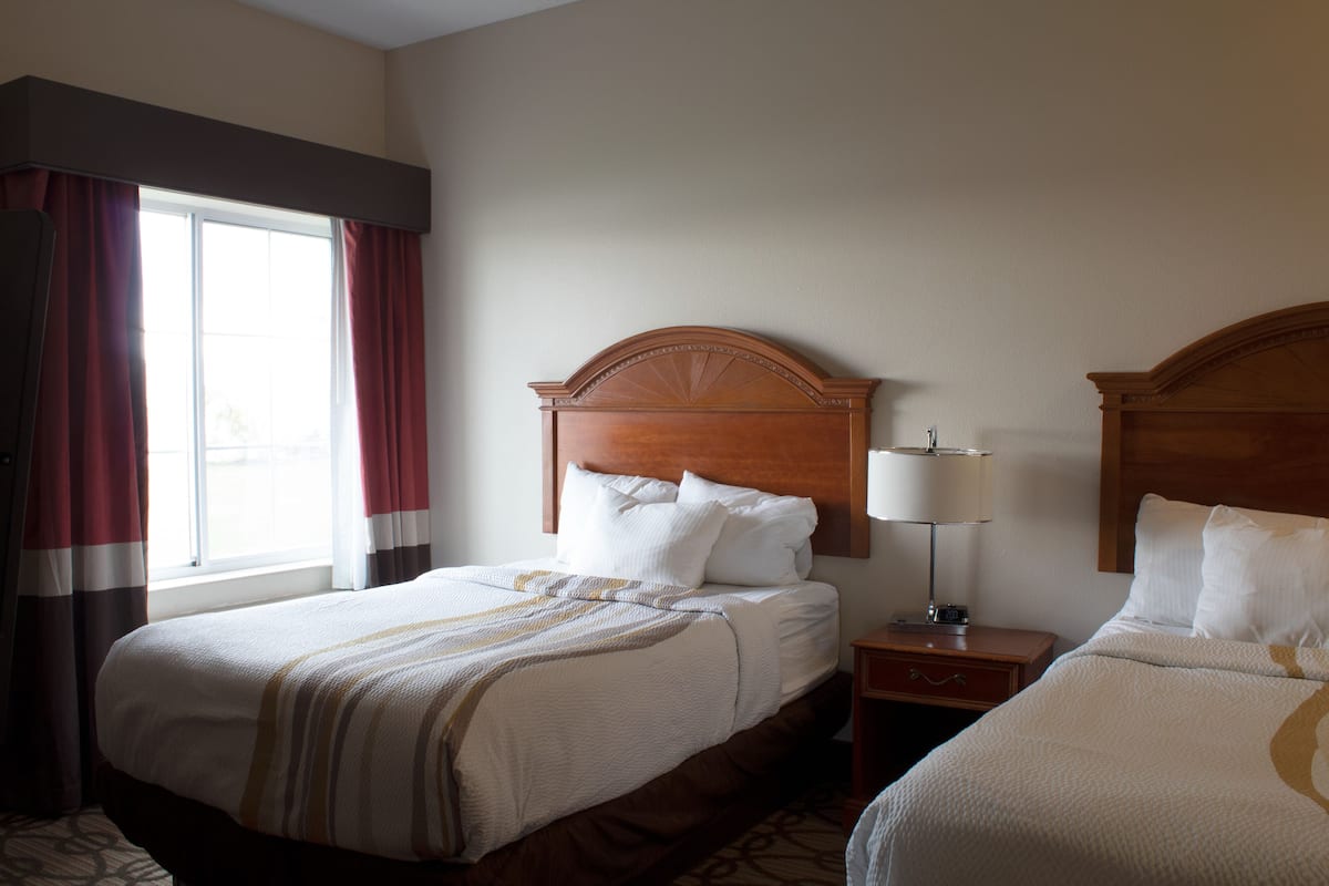 Family Suite, Multiple Beds, Non Smoking | Premium bedding, pillowtop beds, desk, laptop workspace