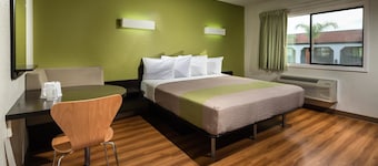 Motel 6 Canoga Park, CA