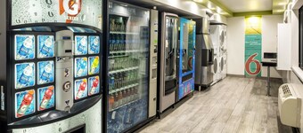 Motel 6 Canoga Park, CA