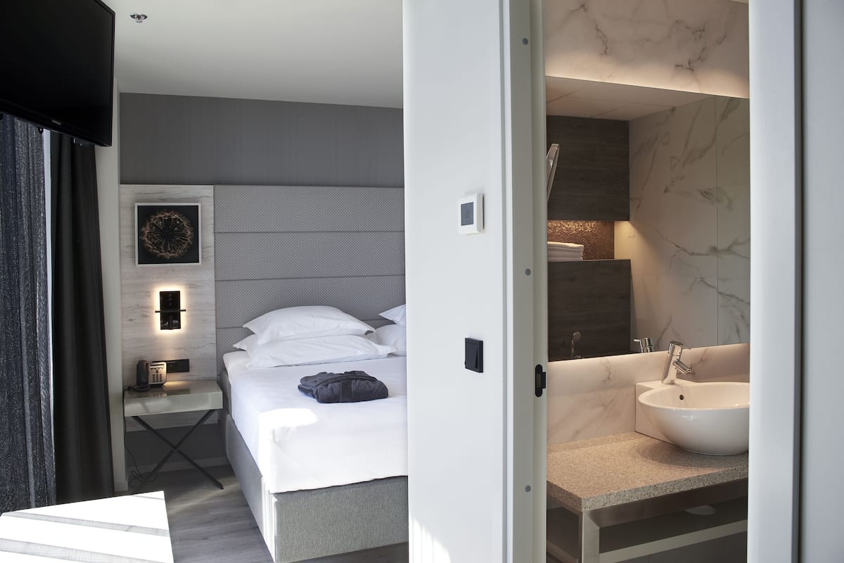 Suite | 1 slaapkamer, luxe beddengoed, een minibar, een kluis op de kamer