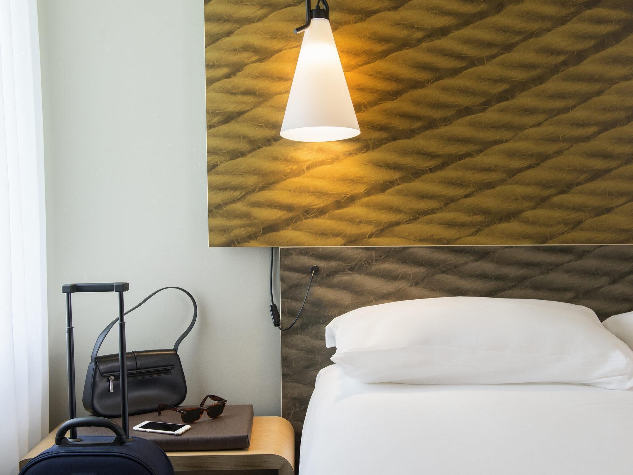 Chambre Double Standard, 1 lit double | Coffres-forts dans les chambres, bureau, chambres insonorisées
