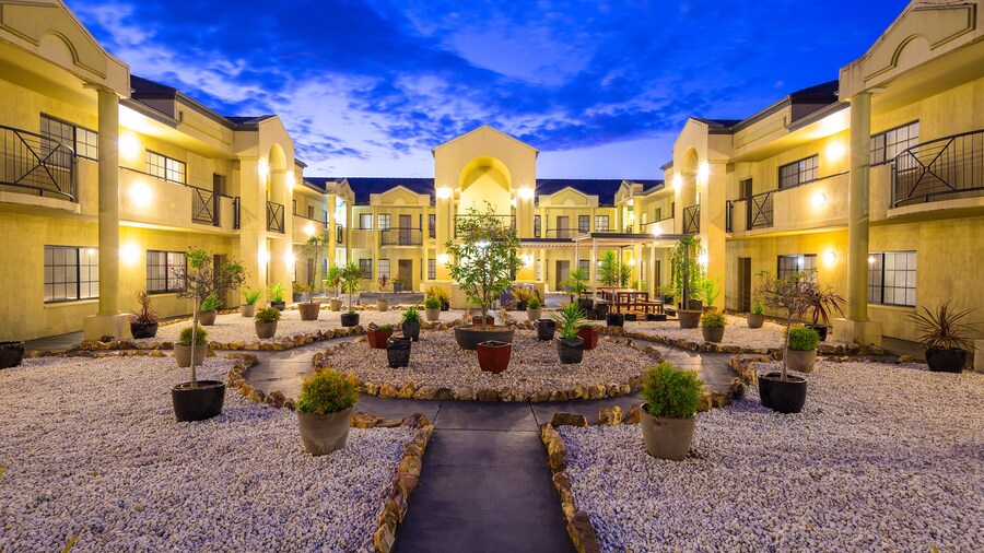 Best Western Plus Canberra Central Apartments