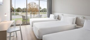 Minibar, free cribs/infant beds, free WiFi - Marialva Park Hotel (Cantanhede)