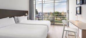 Minibar, cunas gratuitas y wifi gratis 