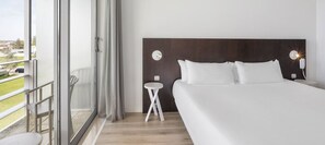 Minibaari, ilmaiset vauvansängyt, ilmainen Wi-Fi