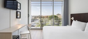 Minibar, cunas gratuitas y wifi gratis 