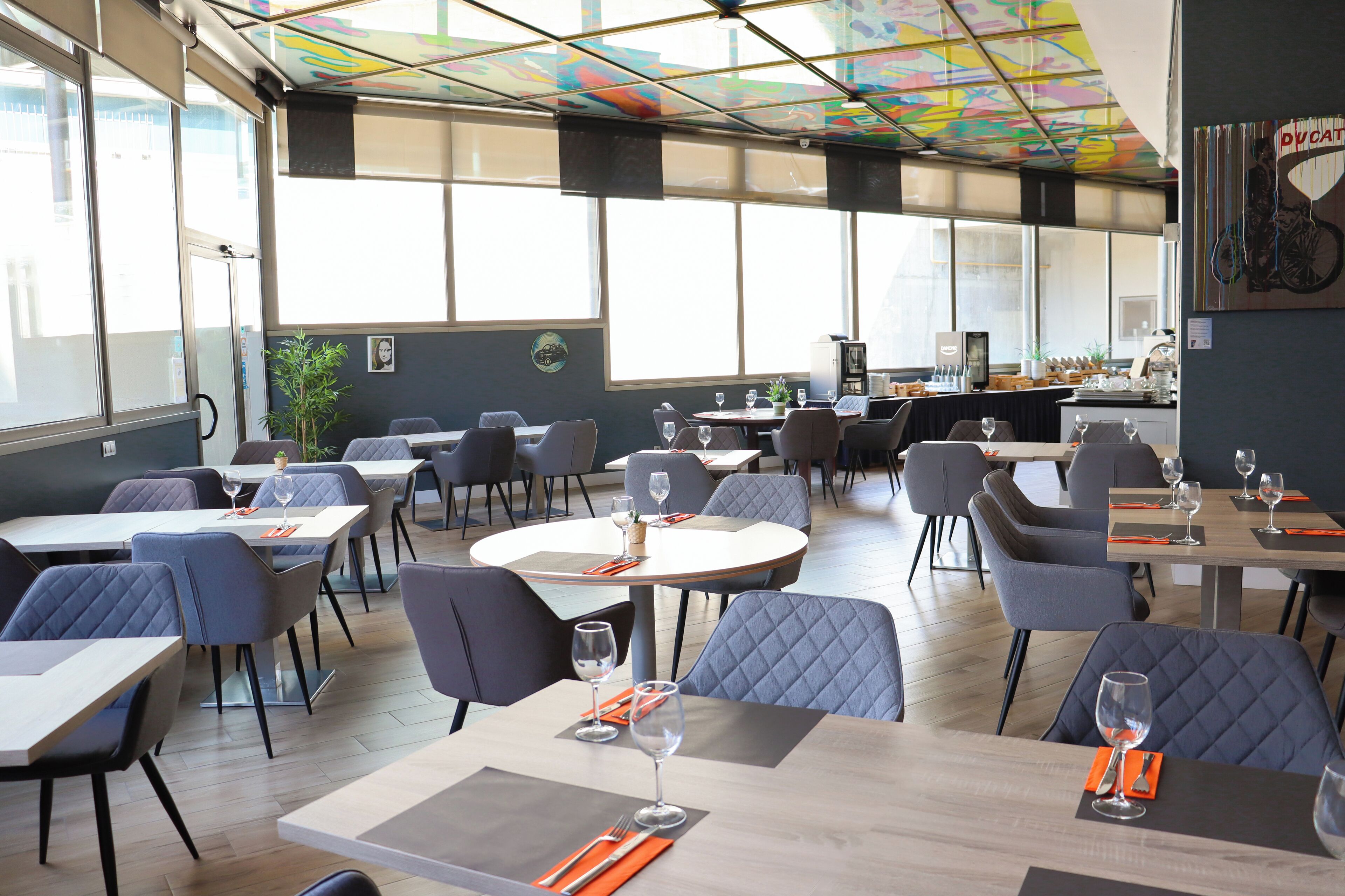 breakfast and dinner served