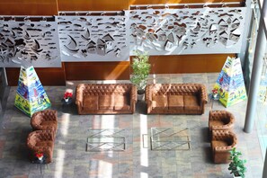 Televisión LCD de 22 pulgadas con canales digitales y televisión 