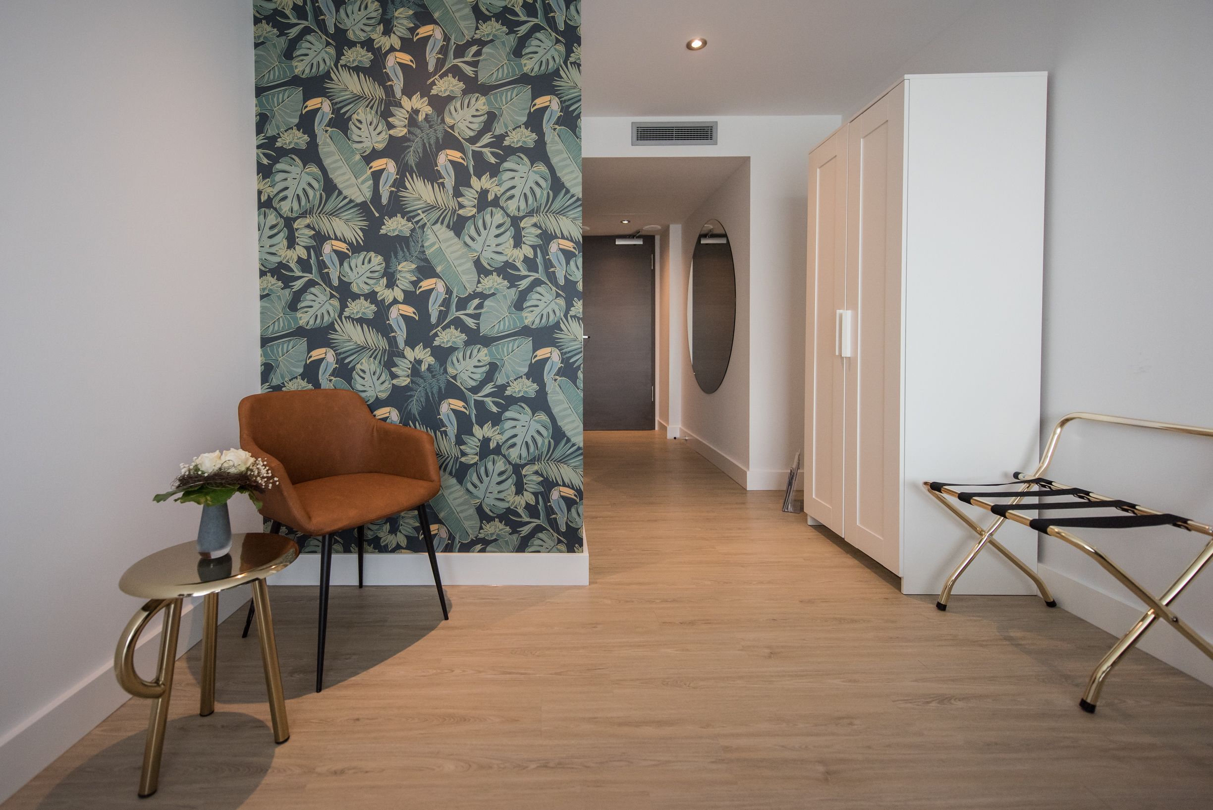 single room | bathroom | free toiletries, hair dryer, towels, soap