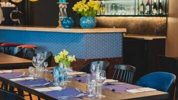 Desayuno buffet incluido todos los días