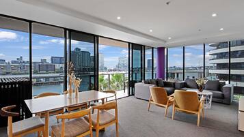 Apartment, 3 Bedrooms, Balcony | Individually decorated, individually furnished, desk, blackout drapes