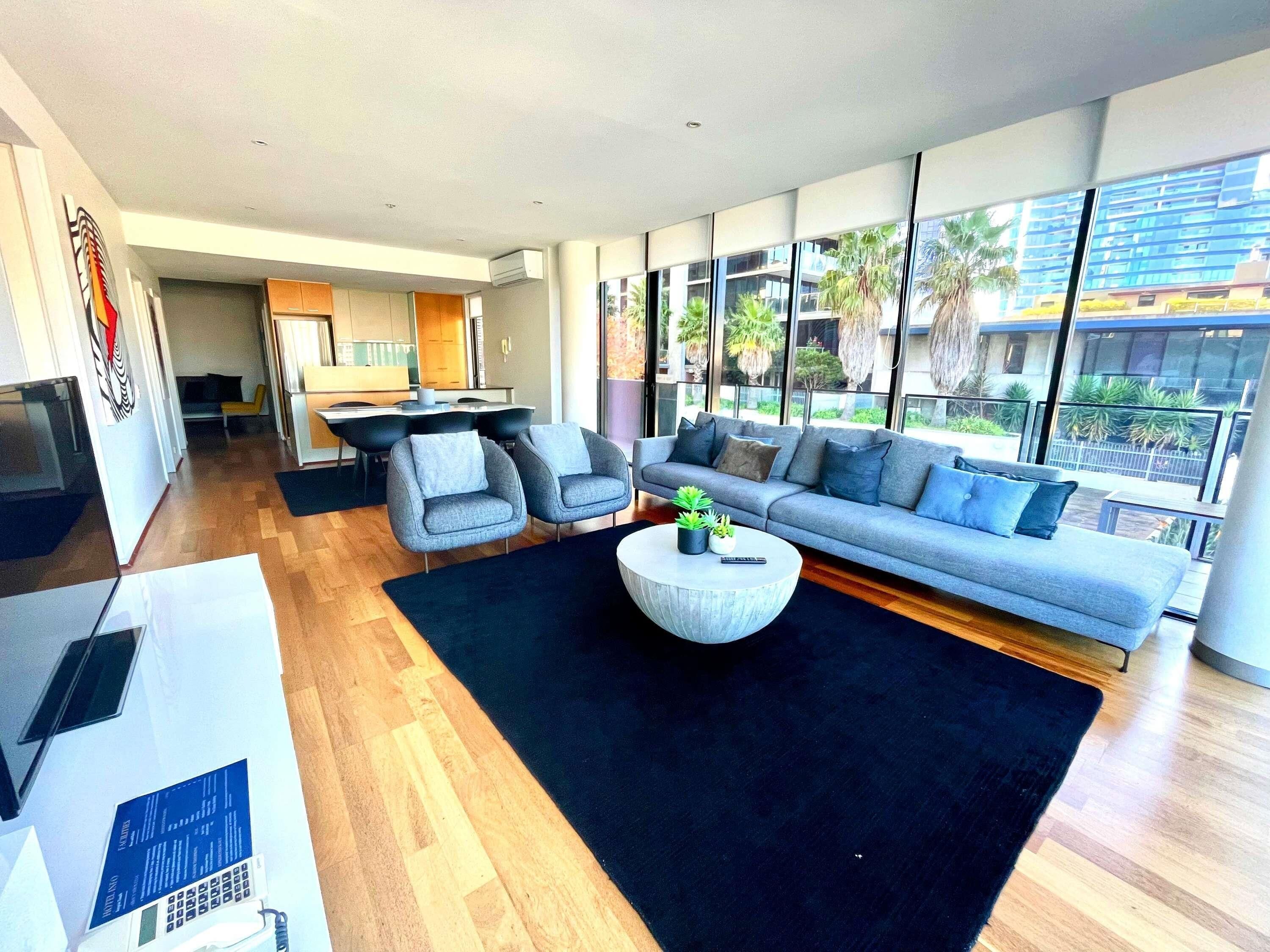 Apartment, 3 Bedrooms, Balcony | Individually decorated, individually furnished, desk, blackout drapes