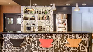 Bar (en el alojamiento)