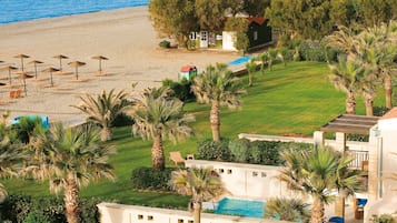 Junior Suite Sea Front, Private Pool | Beach/ocean view