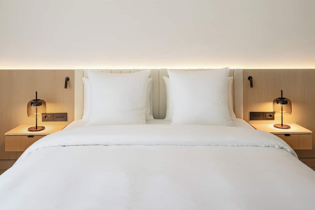Palace Luxury Suite Panoramic, Sea View | ミニバー、セーフティボックス (室内)、遮光カーテン、アイロン / アイロン台